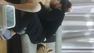 FSDSS-489-C 偶然バイト先の後輩としたキスの相性が彼氏よりもよくて…。誰にもバレな…
